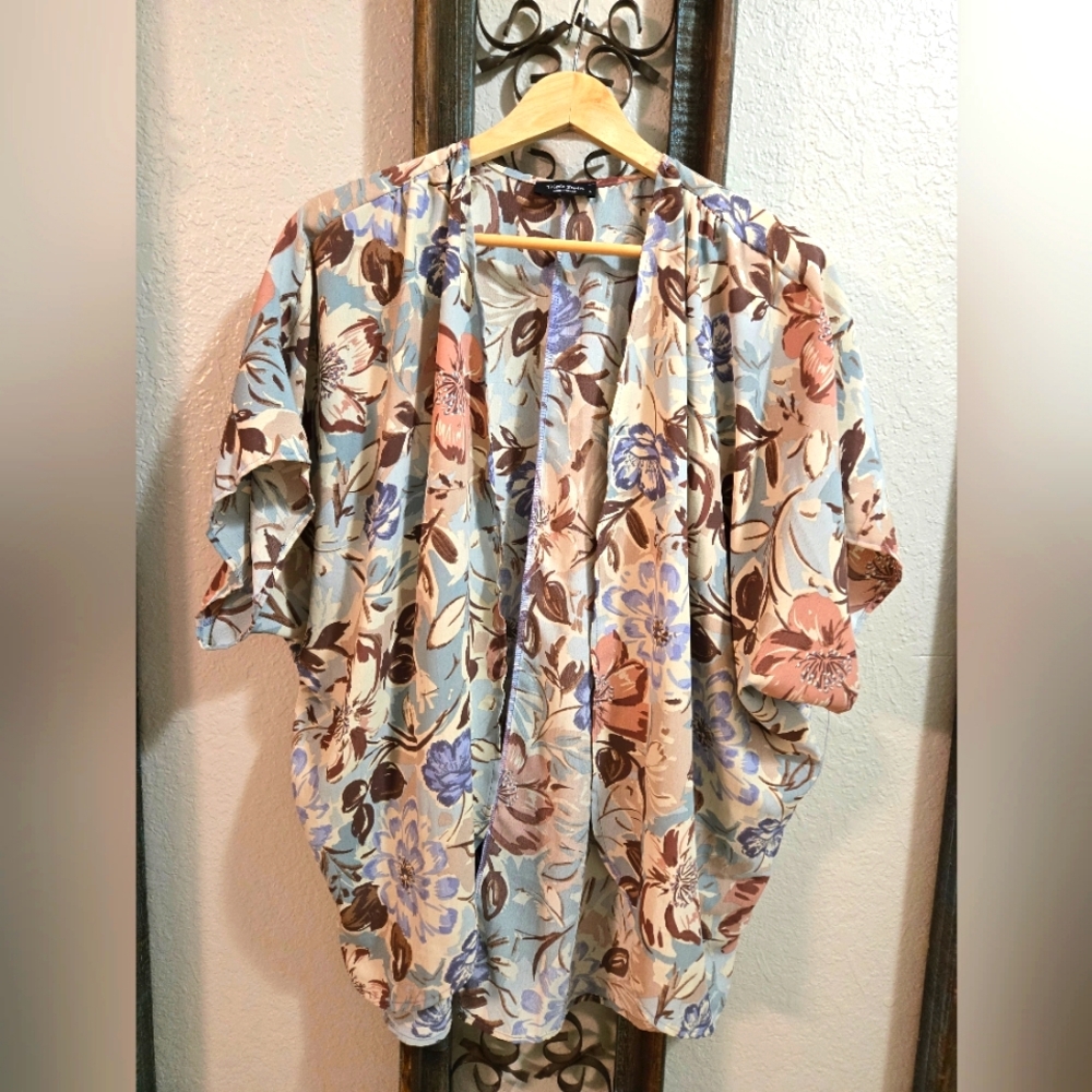 NEW Triple Seven Kimono, Spring/Summer Cardigan, Floral